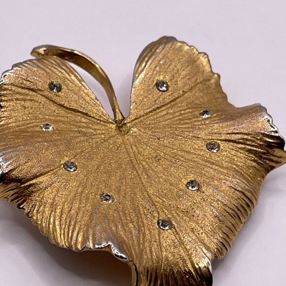 Coro Vintage Gold Tone Leaf Rhinestone Brooch and Screw Back Earring Set AL5.1 - Picture 6 of 16
